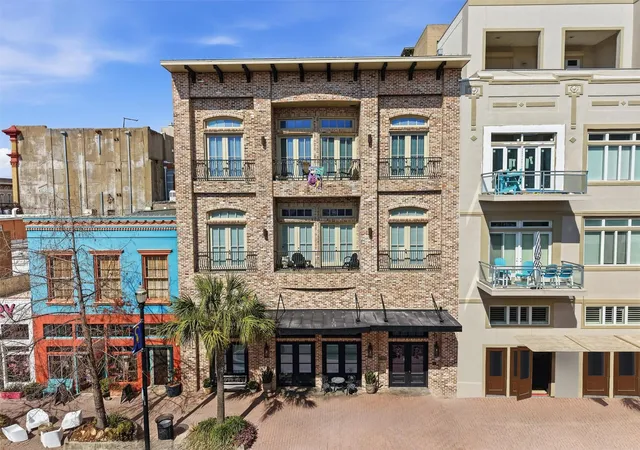 Homes for sale in Galveston, TX | 2214 Post Office St #1A, Galveston, TX 77550 | MLS# 25928170