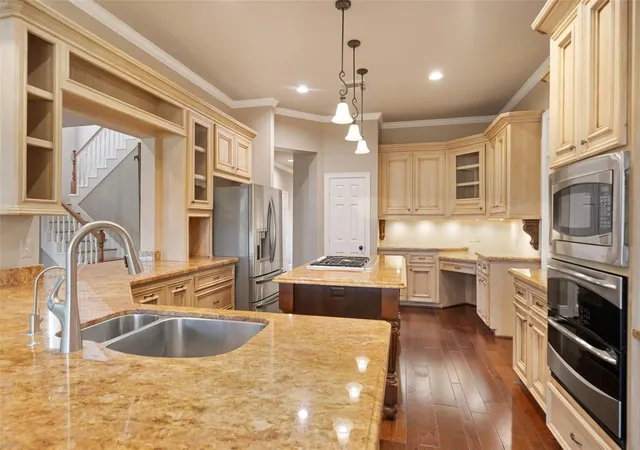 Photo 3 of Single family home for sale at 25031 Northampton Forest Dr, Spring, TX 77389 | MLS# 15679715 | Listing updated on 2026-09-03