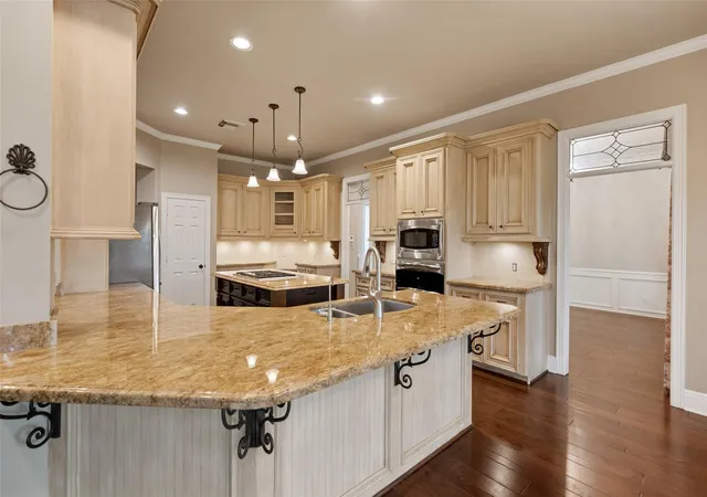 Photo 4 of Single family home for sale at 25031 Northampton Forest Dr, Spring, TX 77389 | MLS# 15679715 | Listing updated on 2026-09-03