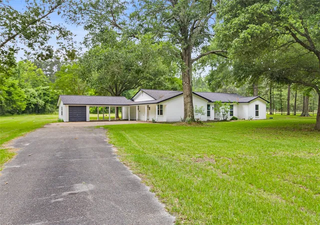 2nd image of 74 Robinson Rd, Huntsville, TX 77320 | MLS# 34807989