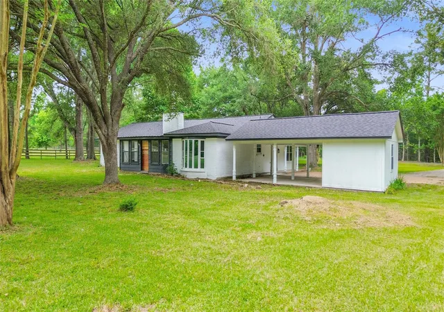4th image of 74 Robinson Rd, Huntsville, TX 77320 | MLS# 34807989