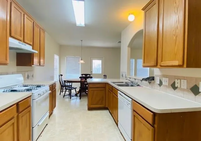 Homes for sale in Pearland, TX | 2018 Running Brook Ln, Pearland, TX 77584 | MLS# 33900950