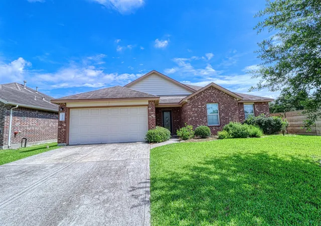Photo 1 of Single family home for sale at 2735 Diamond Vista Ln, Rosharon, TX 77583 | MLS# 78749076 | Listing updated on 2026-09-05