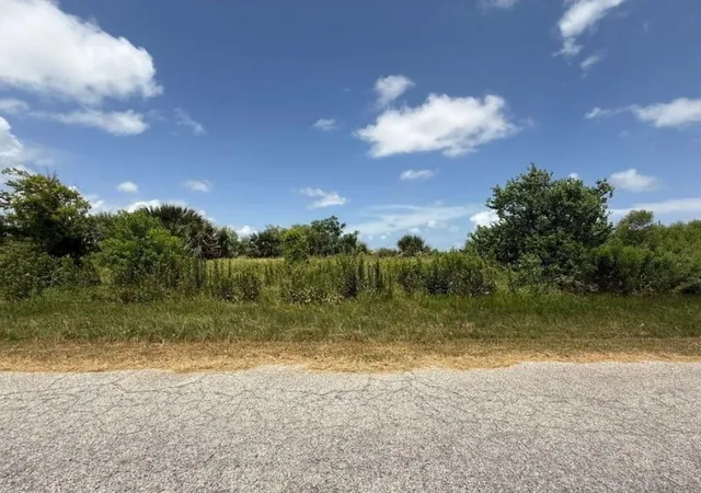 Photo 2 of Land for sale at 0 Schaper Rd, Galveston, TX 77554 | MLS# 83083085 | Listing updated on 2026-04-08