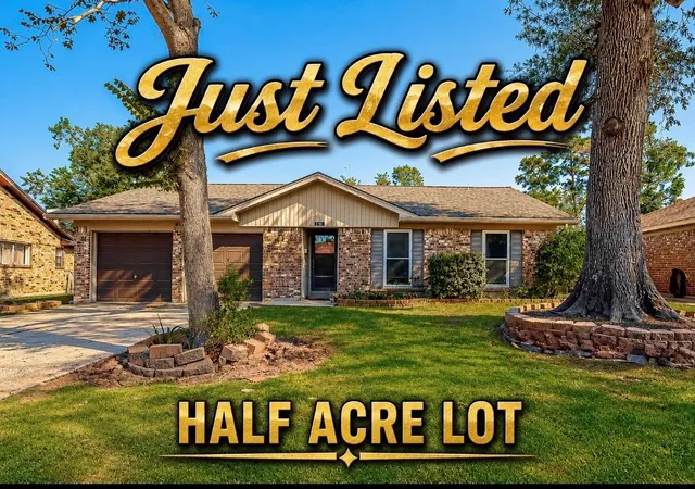 Photo 1 of Single family home for sale at 670 Fawn Dr, Houston, TX 77015 | MLS# 89227462 | Listing updated on 2026-07-16