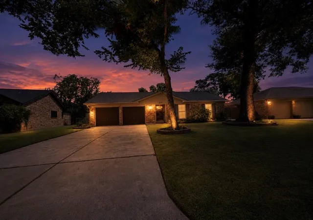 Photo 3 of Single family home for sale at 670 Fawn Dr, Houston, TX 77015 | MLS# 89227462 | Listing updated on 2026-07-16