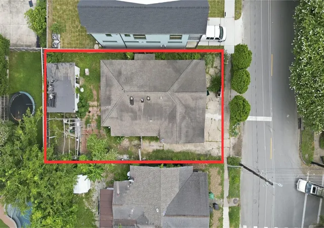 Photo 1 of Sale Pending at 2809 Houston Ave, Houston, TX 77009 | MLS# 61212563 | Listing updated on 2026-09-17