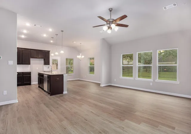 Homes for sale in West Columbia, TX | 221 Inwood Dr, West Columbia, TX 77486 | MLS# 53290214