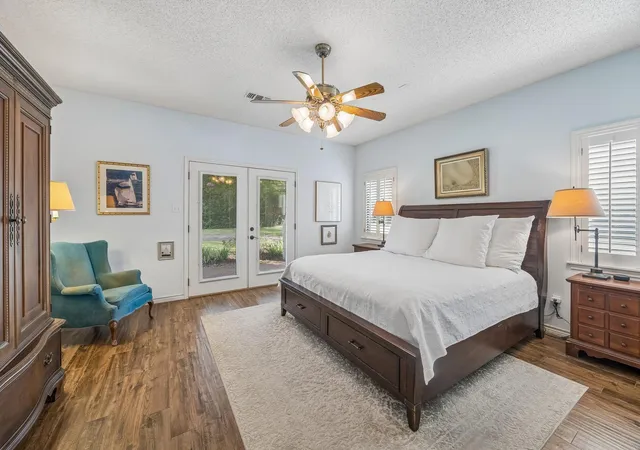 Photo 3 of Single family home for sale at 440 Piney Creek Road Road, Bellville, TX 77418 | MLS# 56871334 | Listing updated on 2026-09-04