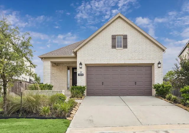 Photo 2 of Single family home for sale at 10810 Spiny Elm Ct, Cypress, TX 77433 | MLS# 84214291 | Listing updated on 2026-09-20