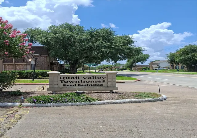 3rd image of 2917 Nottingham Ln, Missouri City, TX 77459 | MLS# 38738909