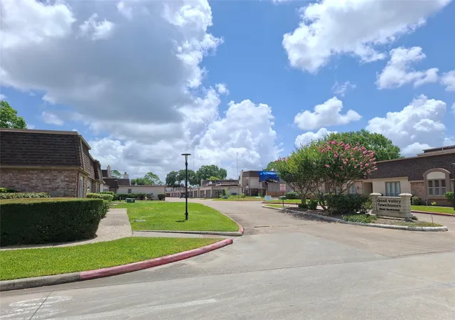 4th image of 2917 Nottingham Ln, Missouri City, TX 77459 | MLS# 38738909