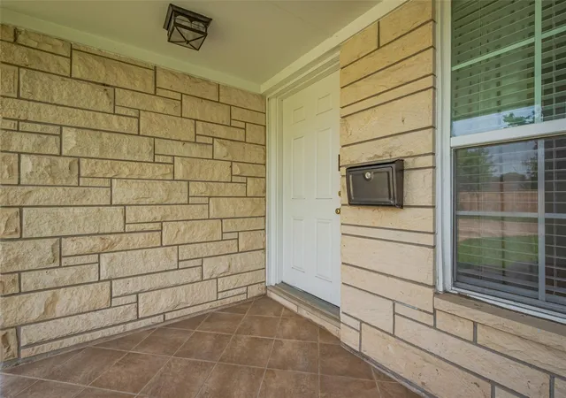 Photo 1 of Single family home for sale at 3042 Oak Forest Dr, Houston, TX 77018 | MLS# 52055558 | Listing updated on 2026-07-16