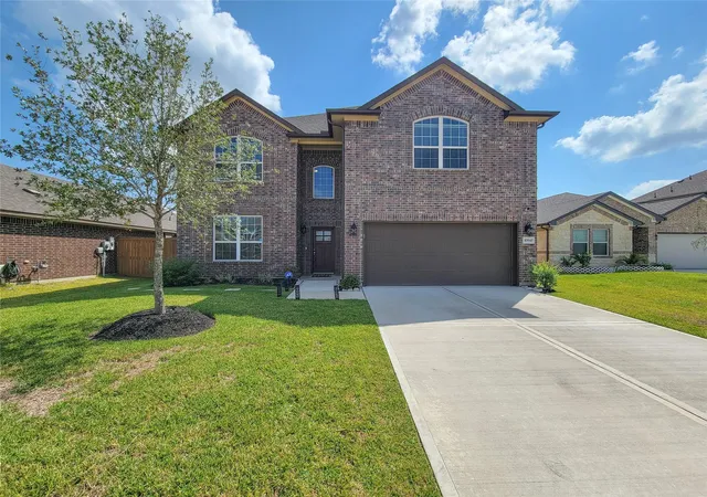 Photo 1 of Single family home for sale at 10843 Bodie Hills Dr, Rosharon, TX 77583 | MLS# 66444357 | Listing updated on 2026-10-05
