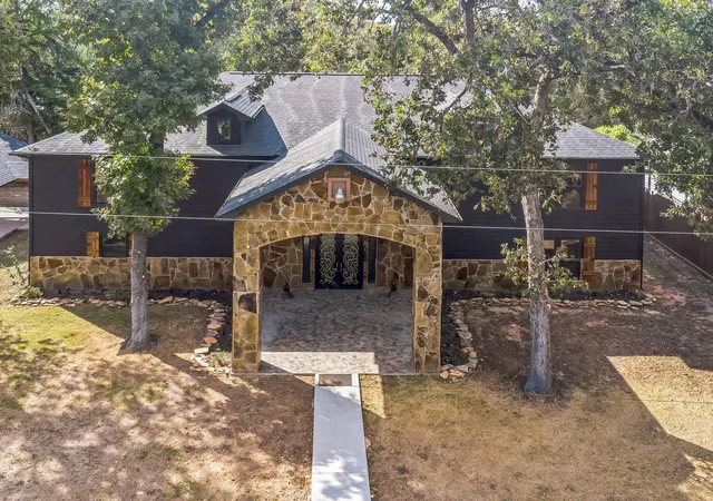 2nd image of 24578 Derry St, Hempstead, TX 77445 | MLS# 34366743