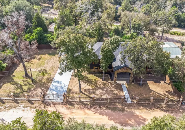 Photo 3 of Single family home for sale at 24578 Derry St, Hempstead, TX 77445 | MLS# 34366743 | Listing updated on 2026-09-02