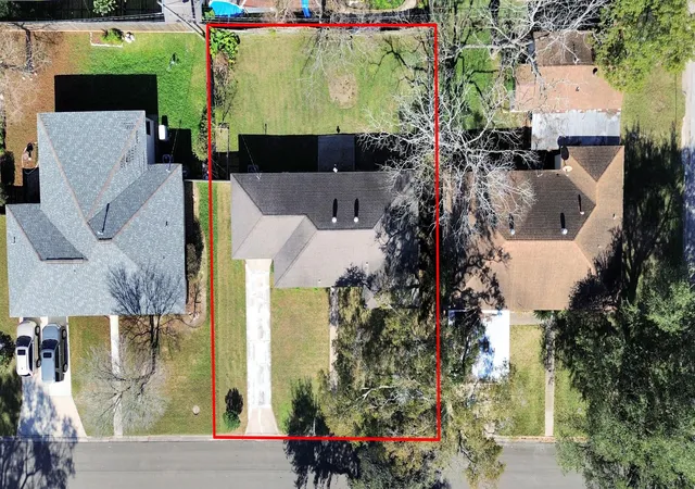 Homes for sale in Baytown, TX | 102 Live Oak St, Baytown, TX 77520 | MLS# 30778098