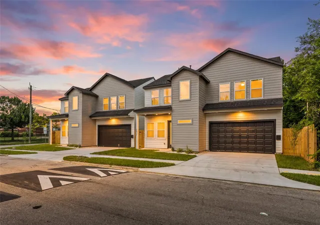 2nd image of 1912 Schweikhardt St, Houston, TX 77020 | MLS# 47176017