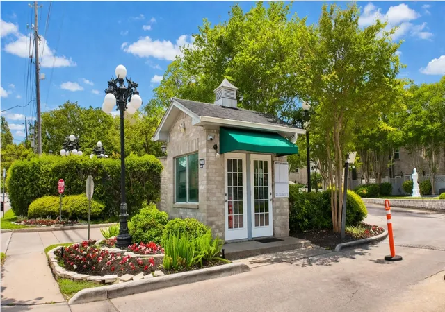 Homes for sale in Houston, TX | 6000 Reims Rd #2405, Houston, TX 77036 | MLS# 75314689