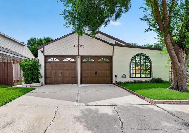 Photo 1 of Single family home for sale at 4223 Wildacres Dr, Houston, TX 77072 | MLS# 34410199 | Listing updated on 2026-08-28