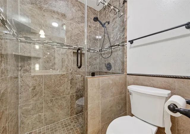 Photo 4 of Single family home for sale at 4223 Wildacres Dr, Houston, TX 77072 | MLS# 34410199 | Listing updated on 2026-08-28