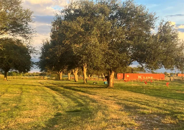 3rd image of 5848 Mieth Rd, Sealy, TX 77474 | MLS# 73578867