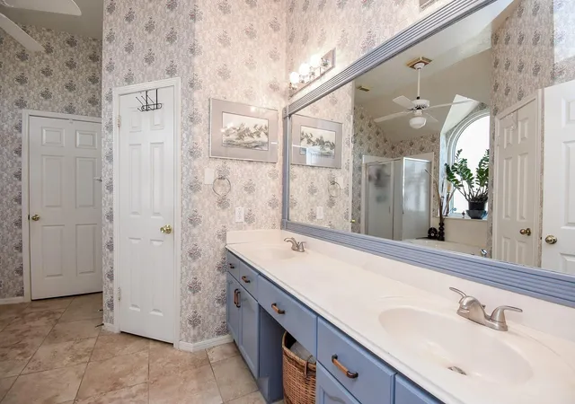 25th image of 222 High Meadows Dr, Sugar Land, TX 77479 | MLS# 50370989
