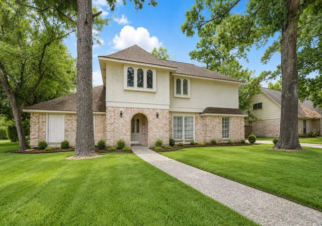 Photo 1 of Single family home for sale at 11711 Gardenglen Dr, Houston, TX 77070 | MLS# 88831636 | Listing updated on 2026-09-08