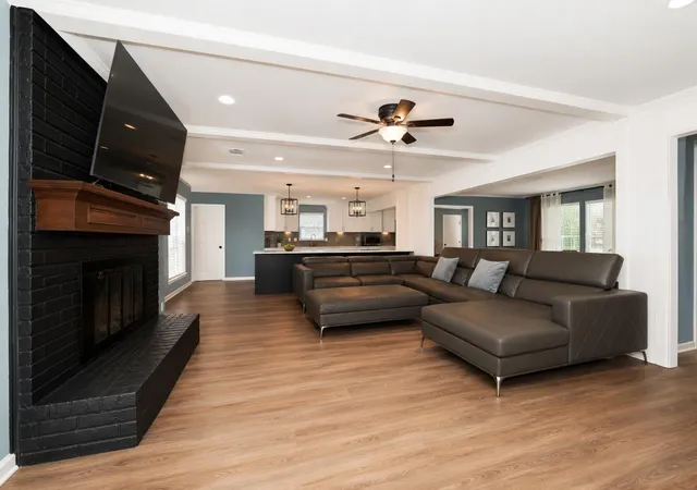Photo 4 of Single family home for sale at 11711 Gardenglen Dr, Houston, TX 77070 | MLS# 88831636 | Listing updated on 2026-09-08