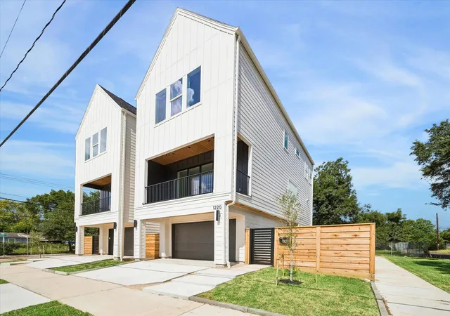 3rd image of 1220 Gregg St, Houston, TX 77020 | MLS# 92781032