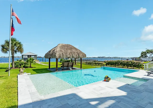 Photo 4 of Single family home for sale at 7220 Ave N 1/2, Galveston, TX 77551 | MLS# 73380891 | Listing updated on 2026-07-27
