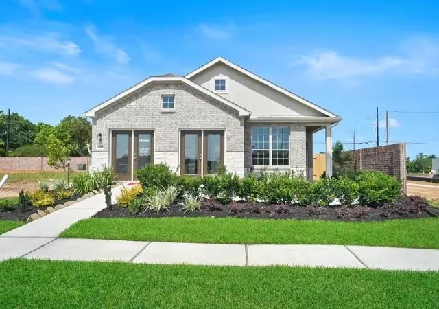 Photo 1 of Single family home for sale at 330 Smugglers Bay Ln, Crosby, TX 77532 | MLS# 55754675 | Listing updated on 2026-09-02