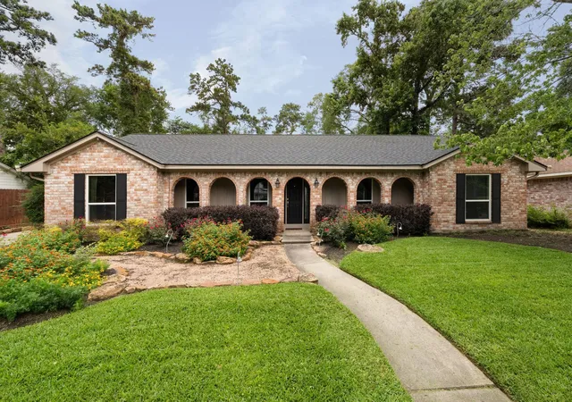 Photo 1 of Single family home for sale at 27269 Paula Ln, Conroe, TX 77385 | MLS# 19581558 | Listing updated on 2026-08-17