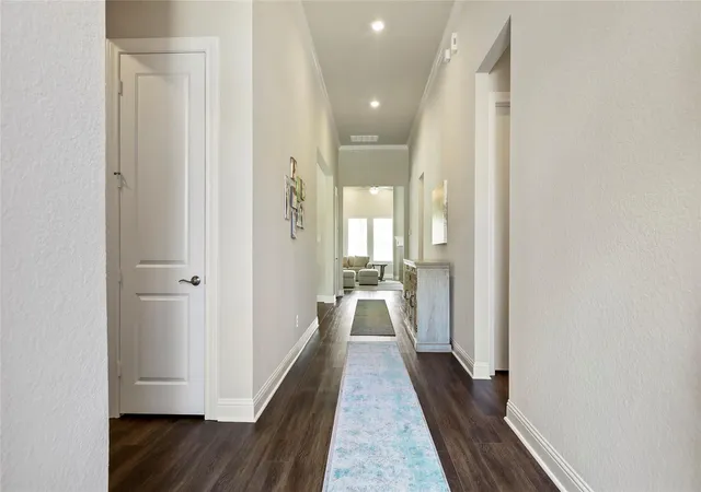 5th image of 50 Wyatt Oaks Dr, Tomball, TX 77375 | MLS# 77343441