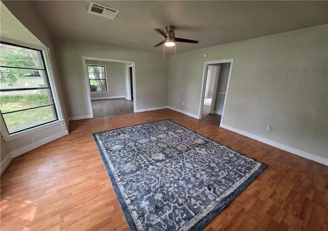 Homes for sale in Navasota, TX | 206 Gibbs St, Navasota, TX 77868 | MLS# 488467