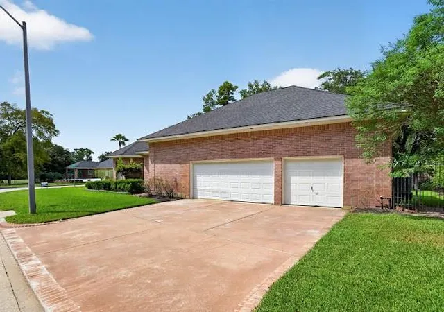 Photo 39 of Single family home for sale at 24602 W Kingscrest Cir, Spring, TX 77389 | MLS# 11623088 | Listing updated on 2026-09-01