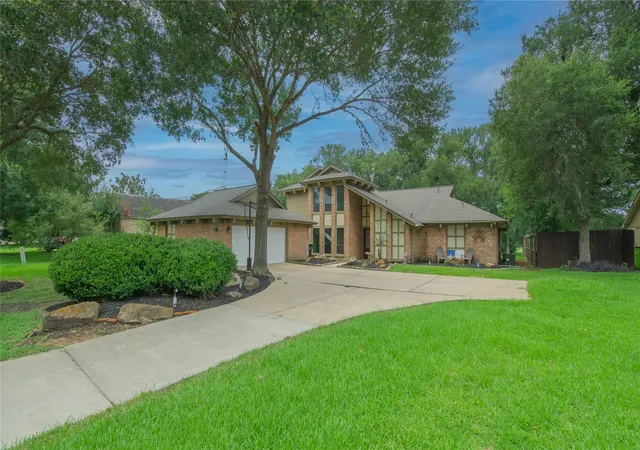2nd image of 3406 Deerwood Ln, Missouri City, TX 77459 | MLS# 35600363