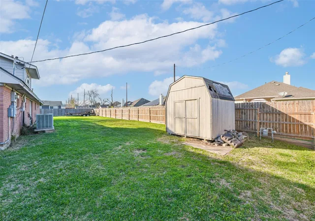 40th image of 71 Garfield St, La Porte, TX 77571 | MLS# 30999997