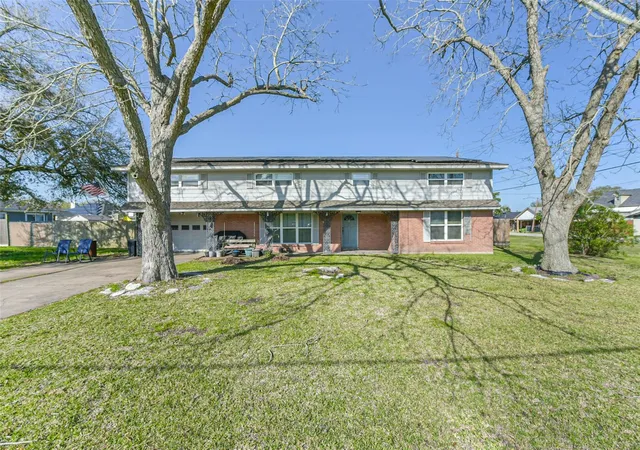 4th image of 71 Garfield St, La Porte, TX 77571 | MLS# 30999997