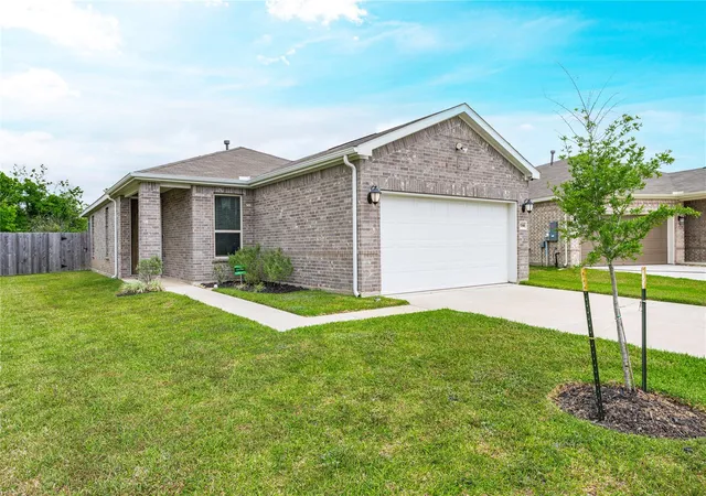 Homes for sale in Texas City, TX | 7318 Donnino Dr, Texas City, TX 77591 | MLS# 71478154