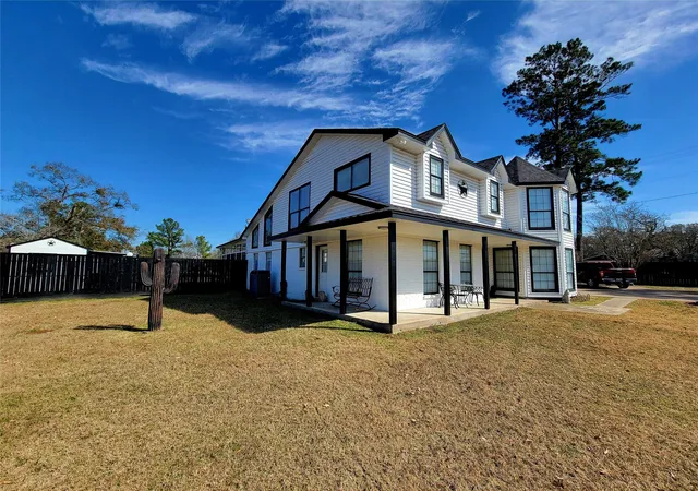 Homes for sale in Huntsville, TX | 1828 State Hwy 75 Hwy N, Huntsville, TX 77320 | MLS# 73667485