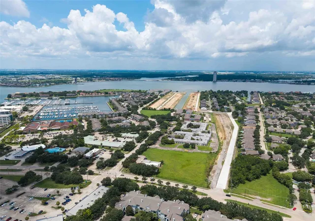 2nd image of 217 Seaway Dr, League City, TX 77573 | MLS# 57888165