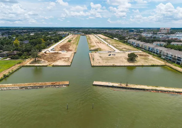 4th image of 217 Seaway Dr, League City, TX 77573 | MLS# 57888165