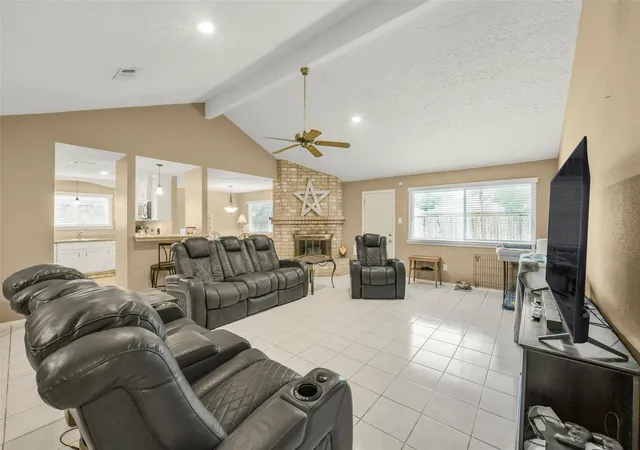 Photo 3 of Single family home for sale at 2618 Broomsedge Dr, Houston, TX 77084 | MLS# 95930245 | Listing updated on 2026-09-18