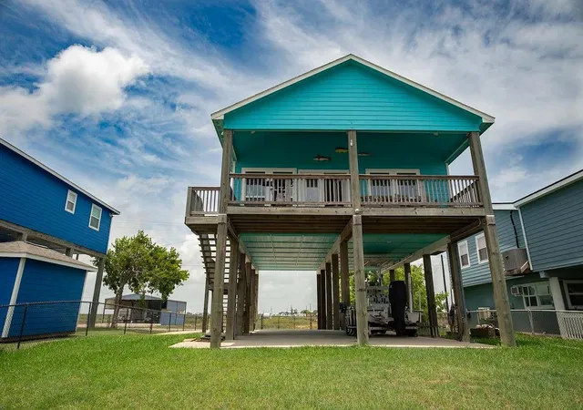 2nd image of 165 County Road 201, Bay City, TX 77414 | MLS# 68233558