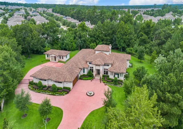 4th image of 25901 Haven Lake Dr, Tomball, TX 77375 | MLS# 49137168