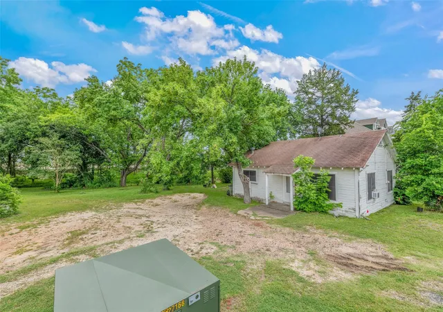 3rd image of 2807 & 2809 E Villa Maria Rd, Bryan, TX 77802 | MLS# 81712417