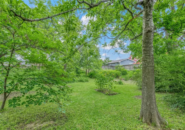 4th image of 2807 & 2809 E Villa Maria Rd, Bryan, TX 77802 | MLS# 81712417