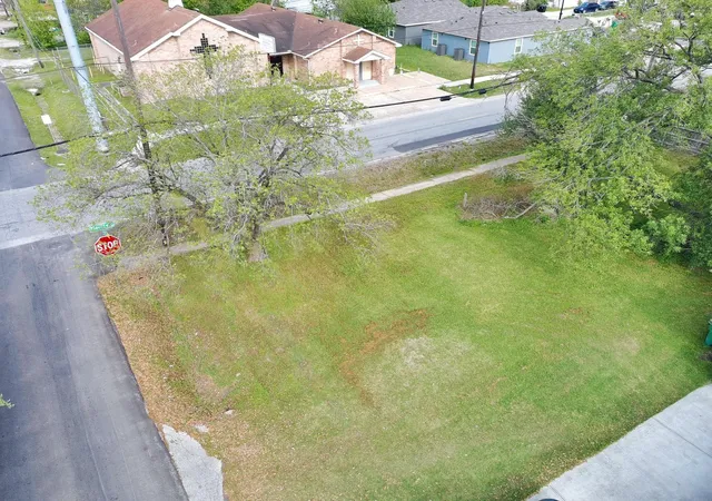 Photo 1 of Land for sale at 401 Rhode Is St, Houston, TX 77029 | MLS# 46819622 | Listing updated on 2026-08-27