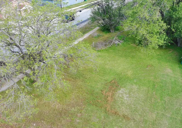 Photo 2 of Land for sale at 401 Rhode Is St, Houston, TX 77029 | MLS# 46819622 | Listing updated on 2026-08-27